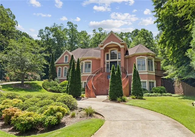 Photo 1 of Single family home for sale at 4680 Hamden Forest Dr Sw, Atlanta, GA 30331 | MLS# 7830390 | Listing updated on 2026-09-08
