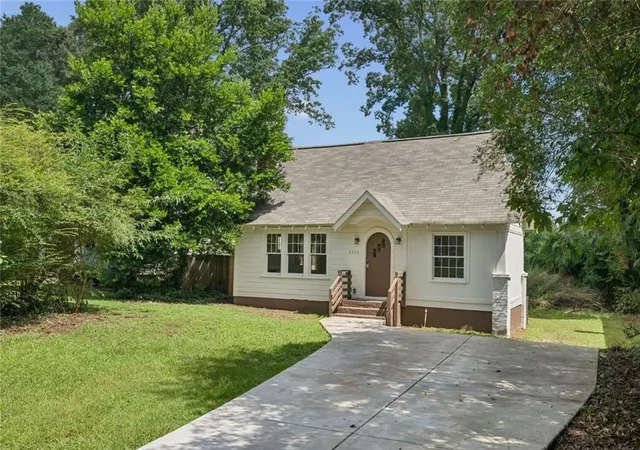 Photo 1 of Single family home for sale at 2498 White Oak Dr, Decatur, GA 30032 | MLS# 7805938 | Listing updated on 2026-10-22