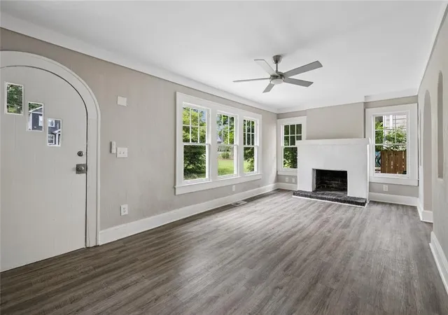 Photo 4 of Single family home for sale at 2498 White Oak Dr, Decatur, GA 30032 | MLS# 7805938 | Listing updated on 2026-10-22