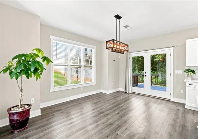 Photo 4 of Single family home for sale at 181 Eagle Glen Dr, Woodstock, GA 30189 | MLS# 7836369 | Listing updated on 2026-09-19