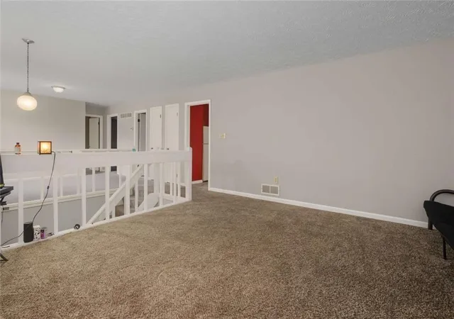 Photo 4 of Sale Pending at 2822 Woodhollow Ln, Jonesboro, GA 30236 | MLS# 7803078 | Listing updated on 2026-09-18
