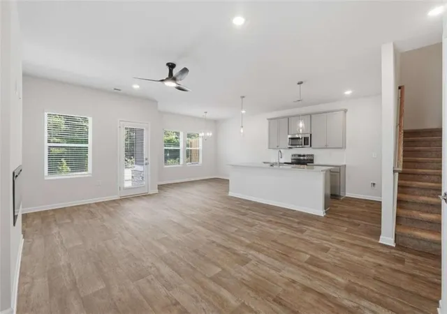 Photo 4 of Townhouse for sale at 3648 Pkwy James Dr, Snellville, GA 30039 | MLS# 7833368 | Listing updated on 2026-09-20