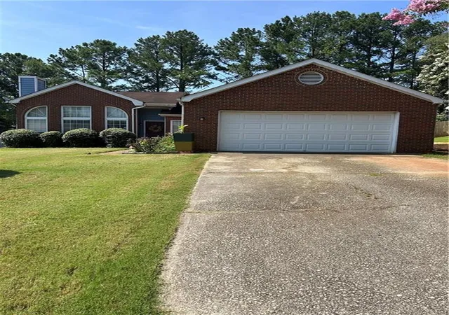Photo 3 of Single family home for sale at 1470 Charter Oaks Ln, Lawrenceville, GA 30046 | MLS# 7815396 | Listing updated on 2026-10-08