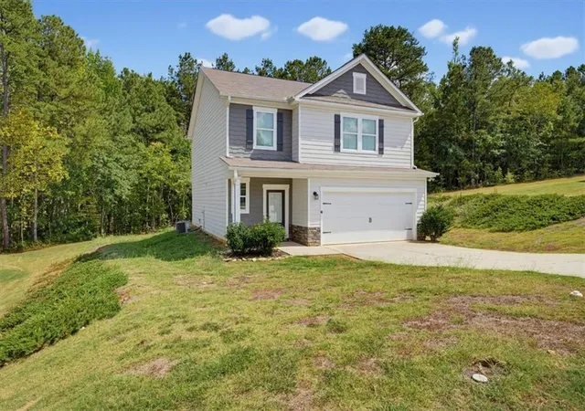 Photo 3 of Single family home for sale at 795 Jackson Ct, Social Circle, GA 30025 | MLS# 7833380 | Listing updated on 2026-09-09