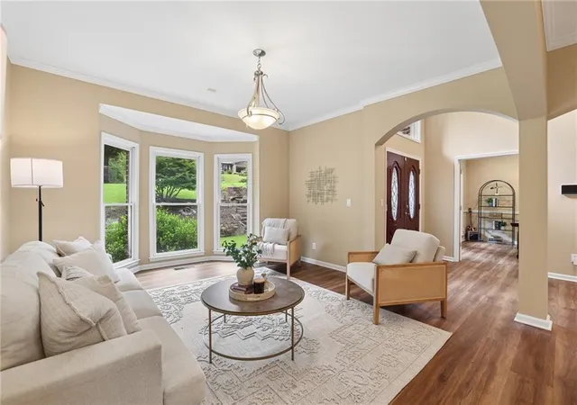 Photo 4 of Single family home for sale at 2436 Fontainebleau Dr, Atlanta, GA 30360 | MLS# 7811021 | Listing updated on 2026-09-19