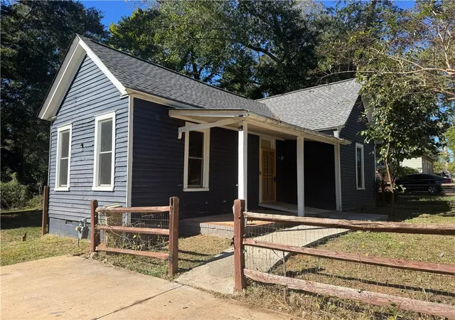 Photo 4 of Single family home for sale at 315 N 14th Street, Griffin, GA 30223 | MLS# 7857067 | Listing updated on 2026-10-24