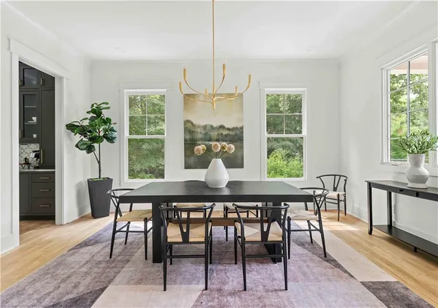 Photo 4 of Single family home for sale at 915 Amsterdam Ave, Atlanta, GA 30306 | MLS# 7831295 | Listing updated on 2026-10-22