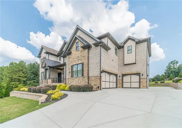 Photo 2 of Single family home for sale at 2522 Alcovy Clb Dr, Dacula, GA 30019 | MLS# 7832073 | Listing updated on 2026-09-04