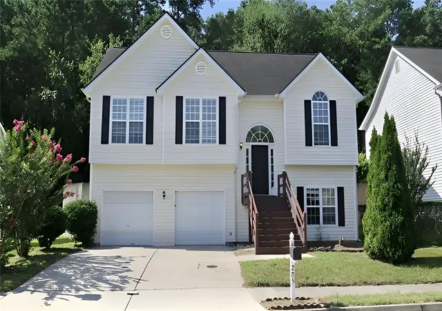 Photo 2 of Single family home for sale at 205 Buffington Dr, Union City, GA 30291 | MLS# 7815388 | Listing updated on 2026-10-30