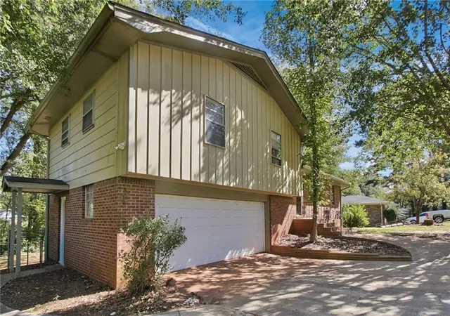 Photo 1 of Single family home for sale at 117 Club Cir, Stockbridge, GA 30281 | MLS# 7824662 | Listing updated on 2026-10-30