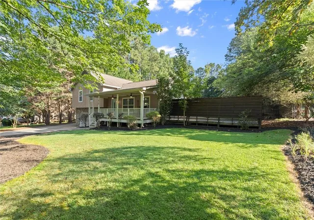 Photo 3 of Sale Pending at 918 Victoria Landing Dr, Woodstock, GA 30189 | MLS# 7831121 | Listing updated on 2026-09-14