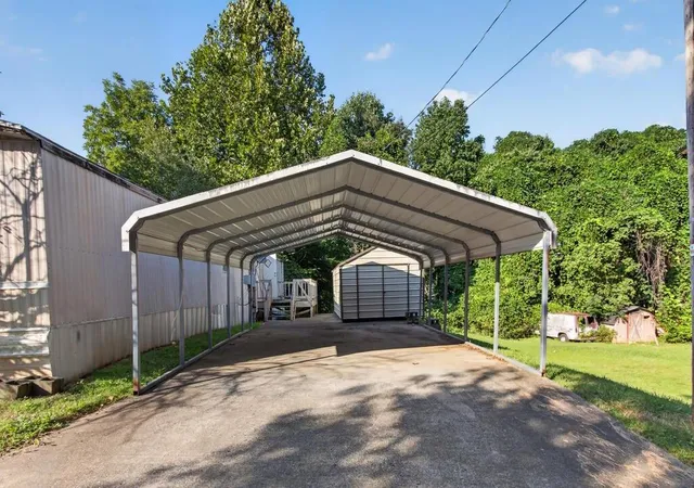 Photo 4 of Single family home for sale at 357 E 2nd Street, Blue Ridge, GA 30513 | MLS# 7833964 | Listing updated on 2026-09-08