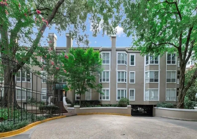 Photo 1 of Condo for sale at 244 13th Street Ne #103, Atlanta, GA 30309 | MLS# 7829156 | Listing updated on 2026-09-02