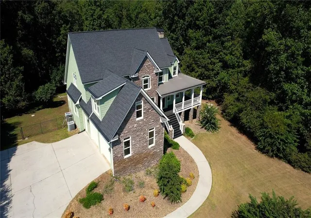 Photo 3 of Single family home for sale at 125 Costleys Brg Dr, Oxford, GA 30054 | MLS# 7835274 | Listing updated on 2026-09-18