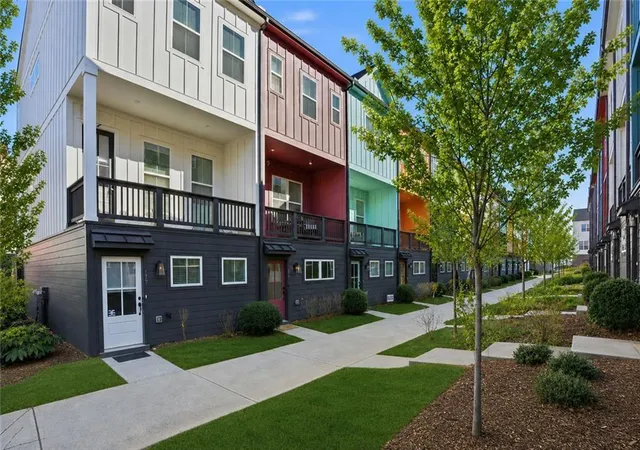 Photo 1 of Townhouse for sale at 179 Color Cir, Atlanta, GA 30317 | MLS# 7841563 | Listing updated on 2026-09-29