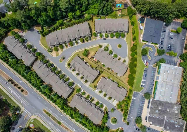 Photo 30 of Townhouse for sale at 11661 Davenport Ln, Johns Creek, GA 30005 | MLS# 7832703 | Listing updated on 2026-10-22