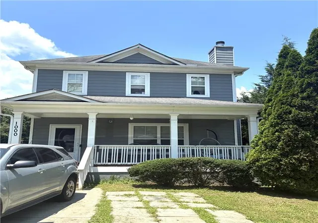 Photo 1 of Single family home for sale at 1000 Hightower Rd Nw, Atlanta, GA 30318 | MLS# 7820079 | Listing updated on 2026-09-04