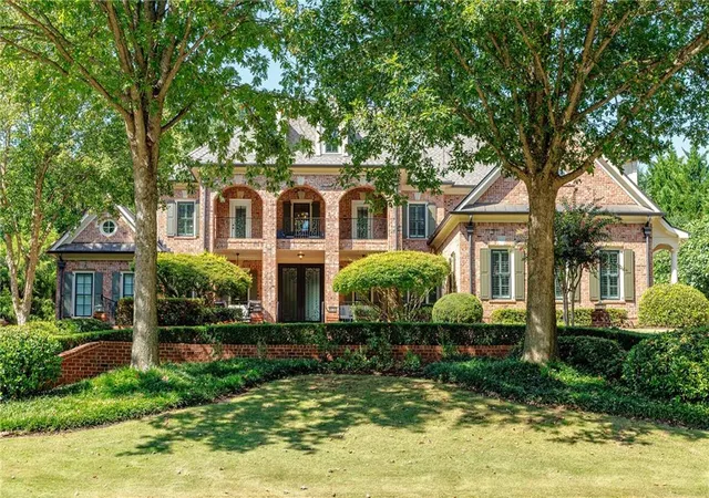 Photo 1 of Single family home for sale at 2950 Manor Brg Dr, Alpharetta, GA 30004 | MLS# 7832951 | Listing updated on 2026-09-16