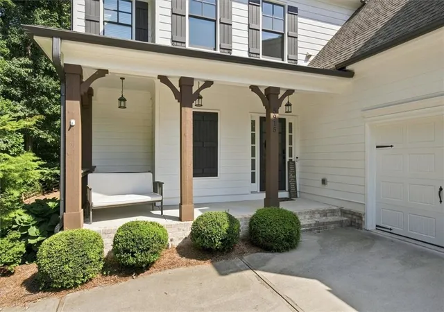 Photo 3 of Single family home for sale at 5915 Christian Marie Ct, Cumming, GA 30041 | MLS# 7829581 | Listing updated on 2026-09-03