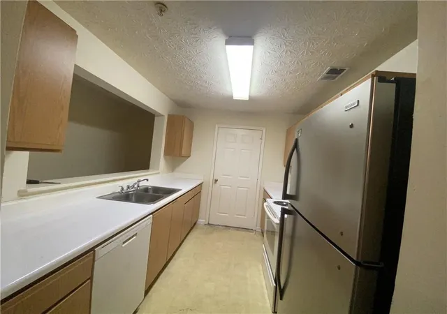 Photo 3 of Condo for sale at 8204 Par Four Way, Lithonia, GA 30038 | MLS# 7819696 | Listing updated on 2026-09-23
