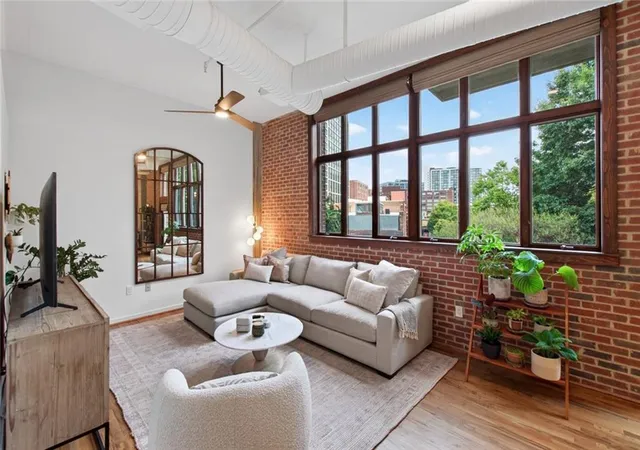 Photo 2 of Condo for sale at 640 Glen Iris Dr Ne #312, Atlanta, GA 30308 | MLS# 7835379 | Listing updated on 2026-09-14