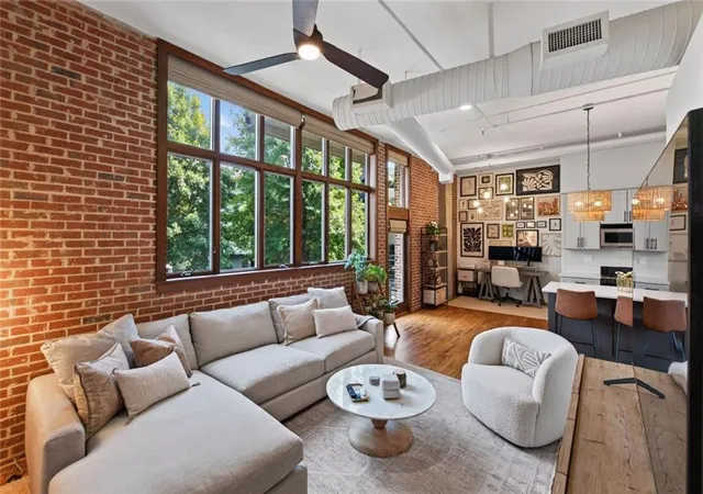Photo 2 of Condo for sale at 640 Glen Iris Dr NE #312, Atlanta, GA 30308 | MLS# 7835379 | Listing updated on 2026-09-14
