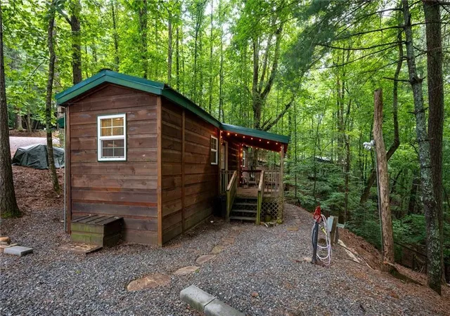Photo 1 of Single family home for sale at 152 33rd Street, Ellijay, GA 30540 | MLS# 7830429 | Listing updated on 2026-09-02