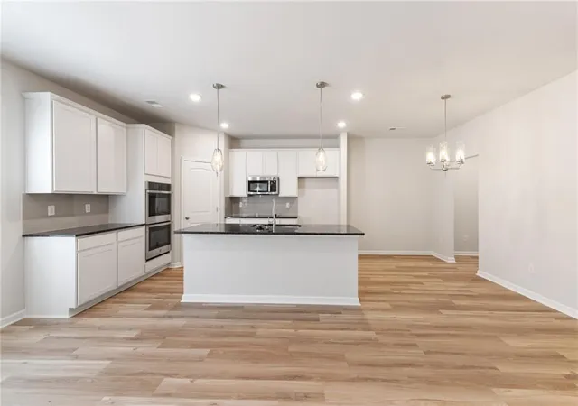 Photo 3 of Single family home for sale at 203 Orwell Dr, Social Circle, GA 30025 | MLS# 7830867 | Listing updated on 2026-09-16