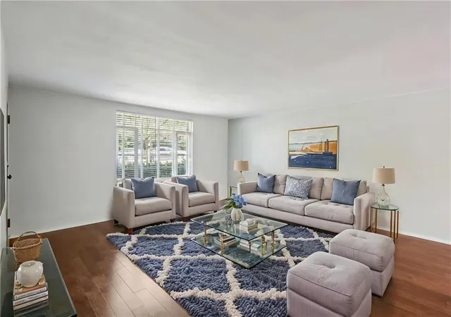Listing Photo 5 - Condo for sale in building located at 1391 Normandy Dr NE, Atlanta, GA 30306 - Unit #1