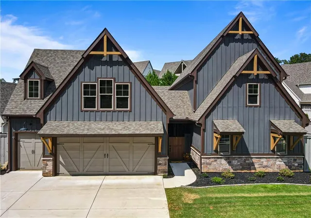 Photo 1 of Sale Pending at 220 Arbor Garden Cir, Newnan, GA 30265 | MLS# 7832696 | Listing updated on 2026-09-27