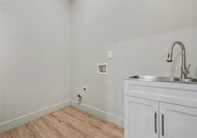 Photo 29 of Single family home for sale at 2402 Lynn Iris Dr, Decatur, GA 30032 | MLS# 7836467 | Listing updated on 2026-09-12