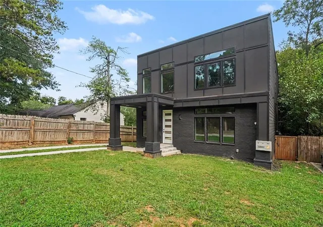 Photo 2 of Single family home for sale at 2402 Lynn Iris Dr, Decatur, GA 30032 | MLS# 7836467 | Listing updated on 2026-09-12