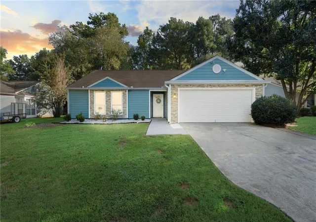 Photo 2 of Sale Pending at 10952 Morning Dove Dr, Hampton, GA 30228 | MLS# 7830432 | Listing updated on 2026-09-17
