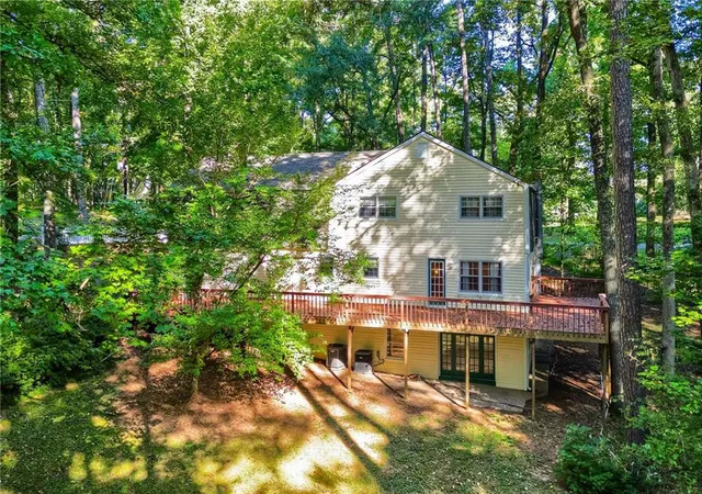 Photo 3 of Single family home for sale at 1996 Thomas Rd, Canton, GA 30115 | MLS# 7835438 | Listing updated on 2026-09-12