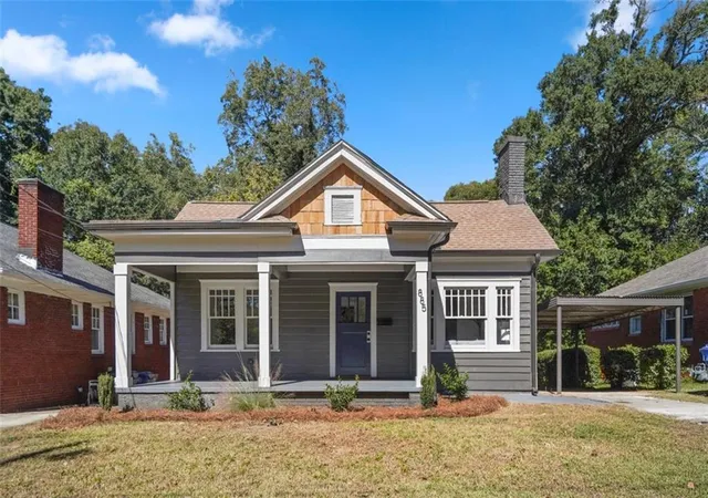 Photo 2 of Single family home for sale at 885 Rose Cir SW, Atlanta, GA 30310 | MLS# 7858778 | Listing updated on 2026-10-24