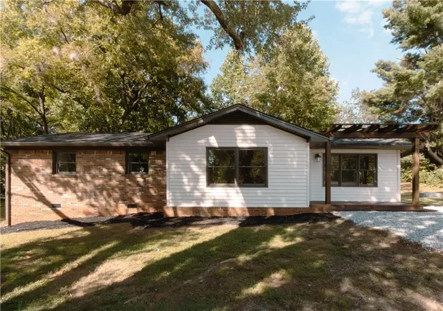 Photo 1 of Single family home for sale at 16 Welch Cir, Dahlonega, GA 30533 | MLS# 7828243 | Listing updated on 2026-10-30