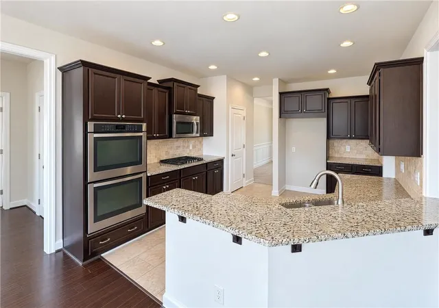 Photo 1 of Single family home for sale at 320 Rockmann Ln SW, Marietta, GA 30064 | MLS# 7856389 | Listing updated on 2026-10-29