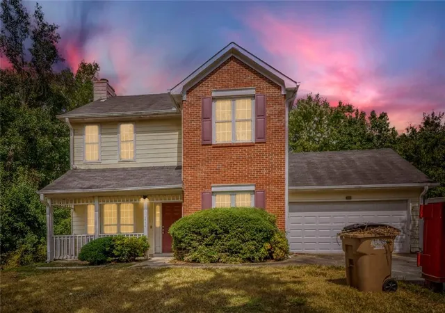 Photo 1 of Sale Pending at 454 Fieldgreen Dr, Jonesboro, GA 30238 | MLS# 7844071 | Listing updated on 2026-09-30