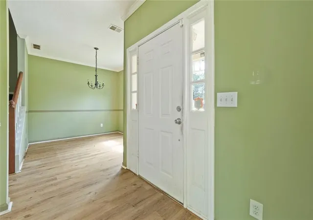 Photo 4 of Sale Pending at 454 Fieldgreen Dr, Jonesboro, GA 30238 | MLS# 7844071 | Listing updated on 2026-09-30
