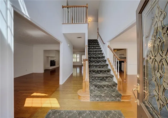 Photo 3 of Sale Pending at 2608 Dreux Ct, Kennesaw, GA 30152 | MLS# 7837426 | Listing updated on 2026-10-02