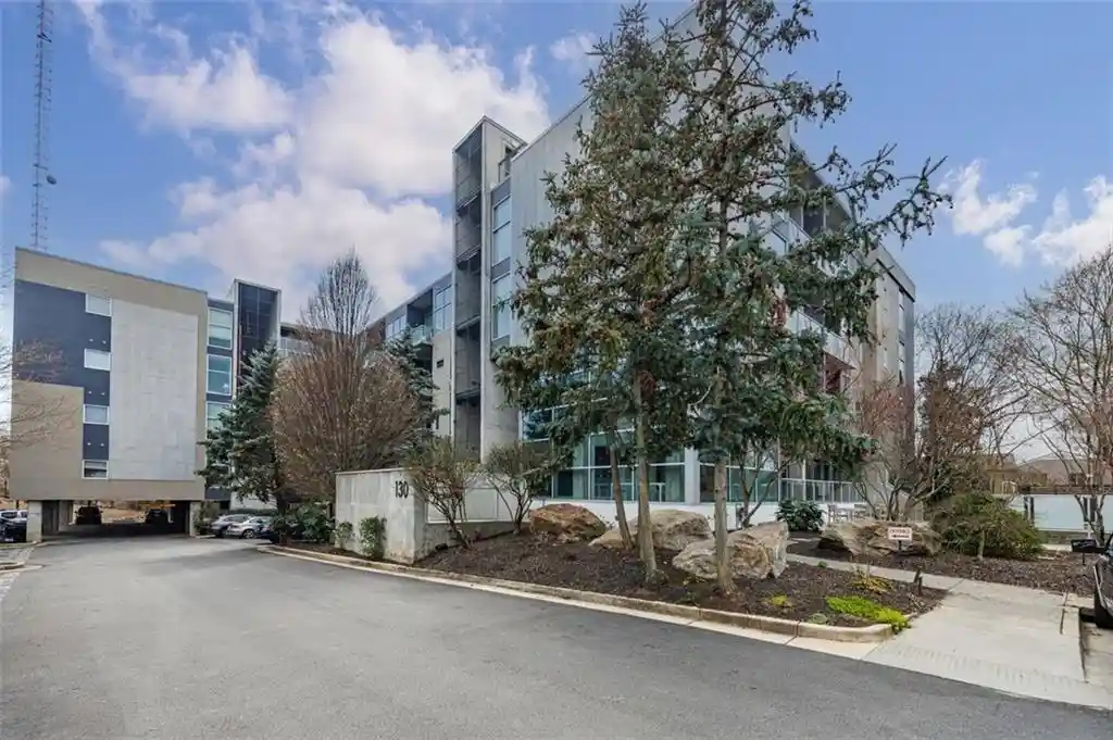 Listing Photo 1 - Condo for sale in 130 Arizona Ave Ne located at 130 Arizona Ave Ne, Atlanta, GA 30307 - Unit #305