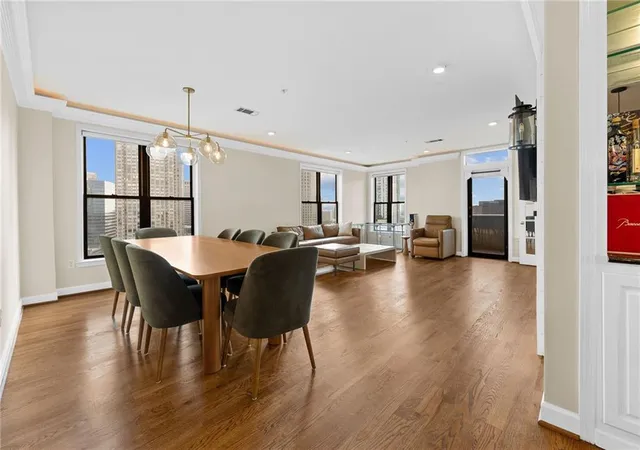 Photo 2 of Condo for sale at 3334 Peachtree Rd NE #1412, Atlanta, GA 30326 | MLS# 7829998 | Listing updated on 2026-09-05