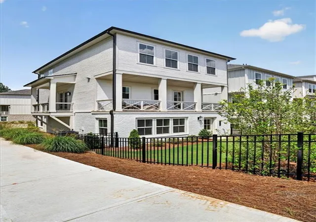 Photo 3 of Single family home for sale at 200 Pinecone Pl, Alpharetta, GA 30022 | MLS# 7835372 | Listing updated on 2026-09-15