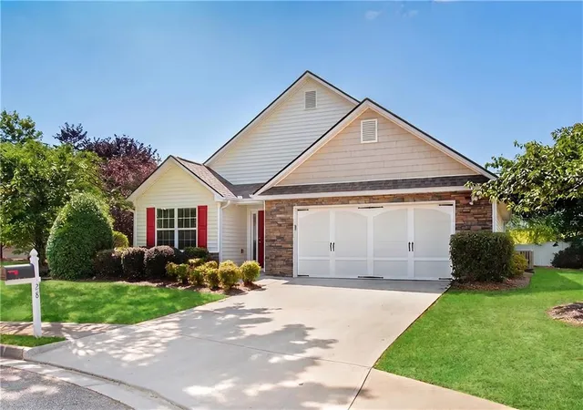 Photo 2 of Single family home for sale at 28 Bramble Ct, Jefferson, GA 30549 | MLS# 7830091 | Listing updated on 2026-09-13