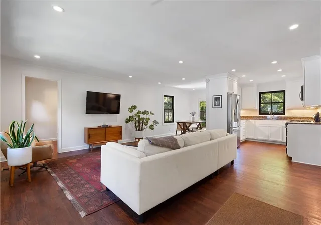 Photo 3 of Sale Pending at 1567 Steele Dr Nw, Atlanta, GA 30309 | MLS# 7832088 | Listing updated on 2026-09-22