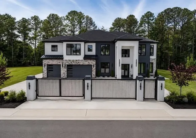 Photo 2 of Single family home for sale at 2724 Talley Ln, Buford, GA 30519 | MLS# 7823992 | Listing updated on 2026-09-10