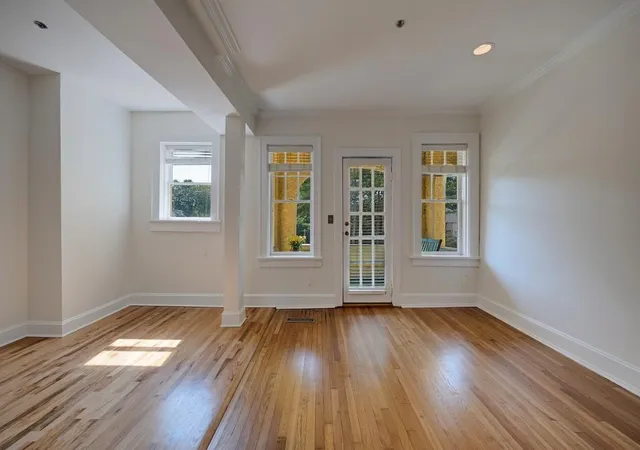Photo 3 of Condo for sale at 2855 Peachtree Rd NE #116, Atlanta, GA 30305 | MLS# 7836362 | Listing updated on 2026-09-13