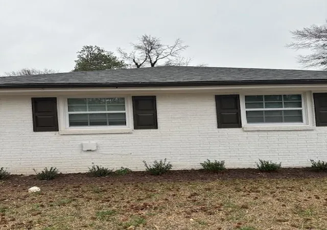 Listing Photo 5 - Condo for sale in building located at 118 N Woodland Dr, Atlanta, GA 30340