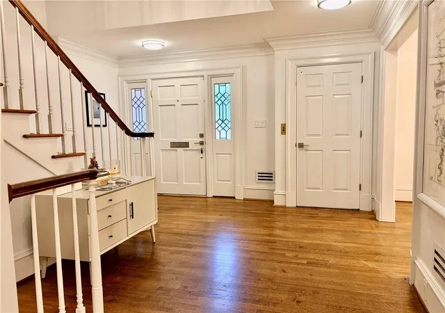Photo 2 of Townhouse for sale at 504 Townsend Pl Nw, Atlanta, GA 30327 | MLS# 7826289 | Listing updated on 2026-09-02