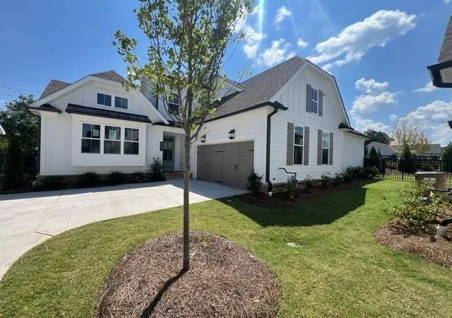 Photo 2 of Single family home for sale at 577 Pearl St, Cumming, GA 30040 | MLS# 7833494 | Listing updated on 2026-09-11